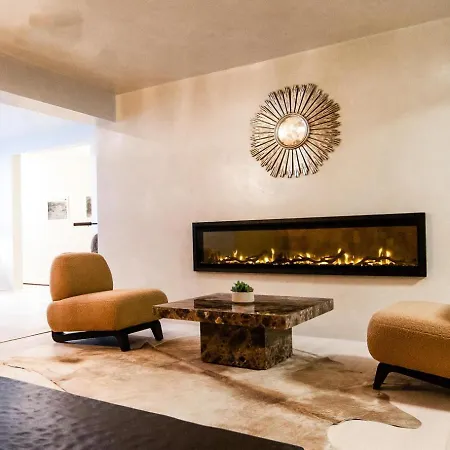 Hotel Palace Modern At The Plaza - Premium King 8 *